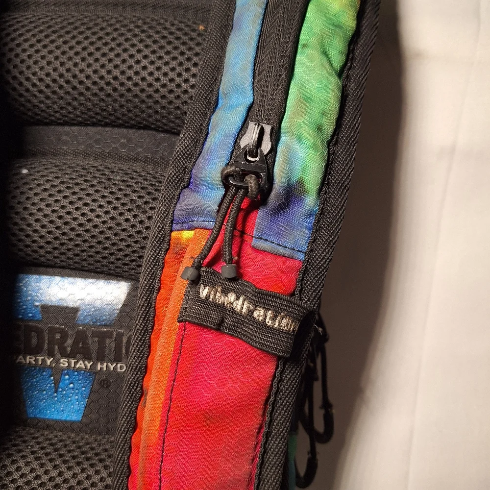 Vibedration Hydration Backpack w/o bladder - Rainbow Tie Dye